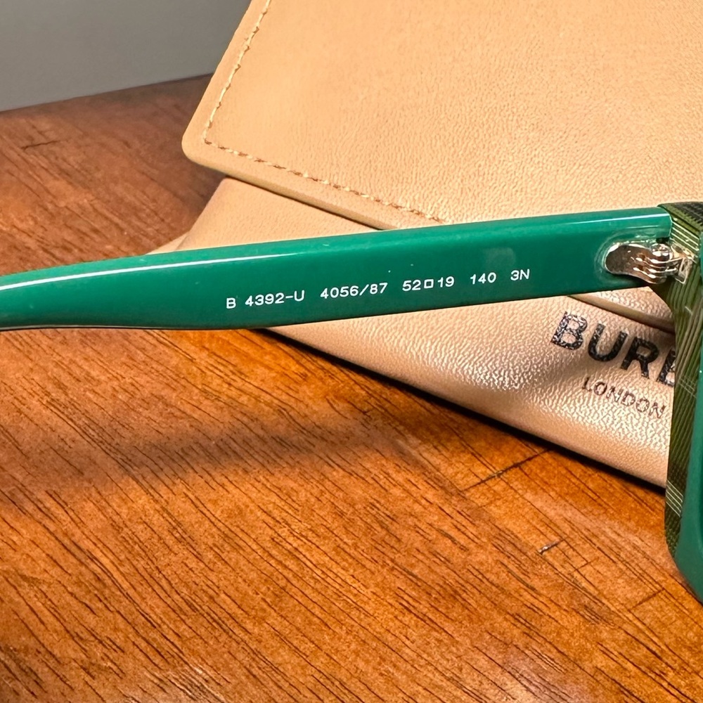 Burberry Green Sunglasses - Picture 10 of 15